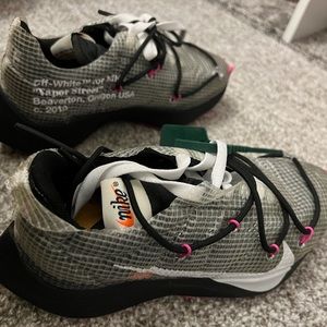 Nike/Off White Sneakers